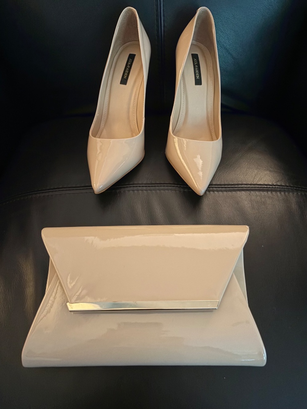 Ava & Aiden Nude Patent Pointed-Toe Stiletto Pumps - Size 8 w/matching bag